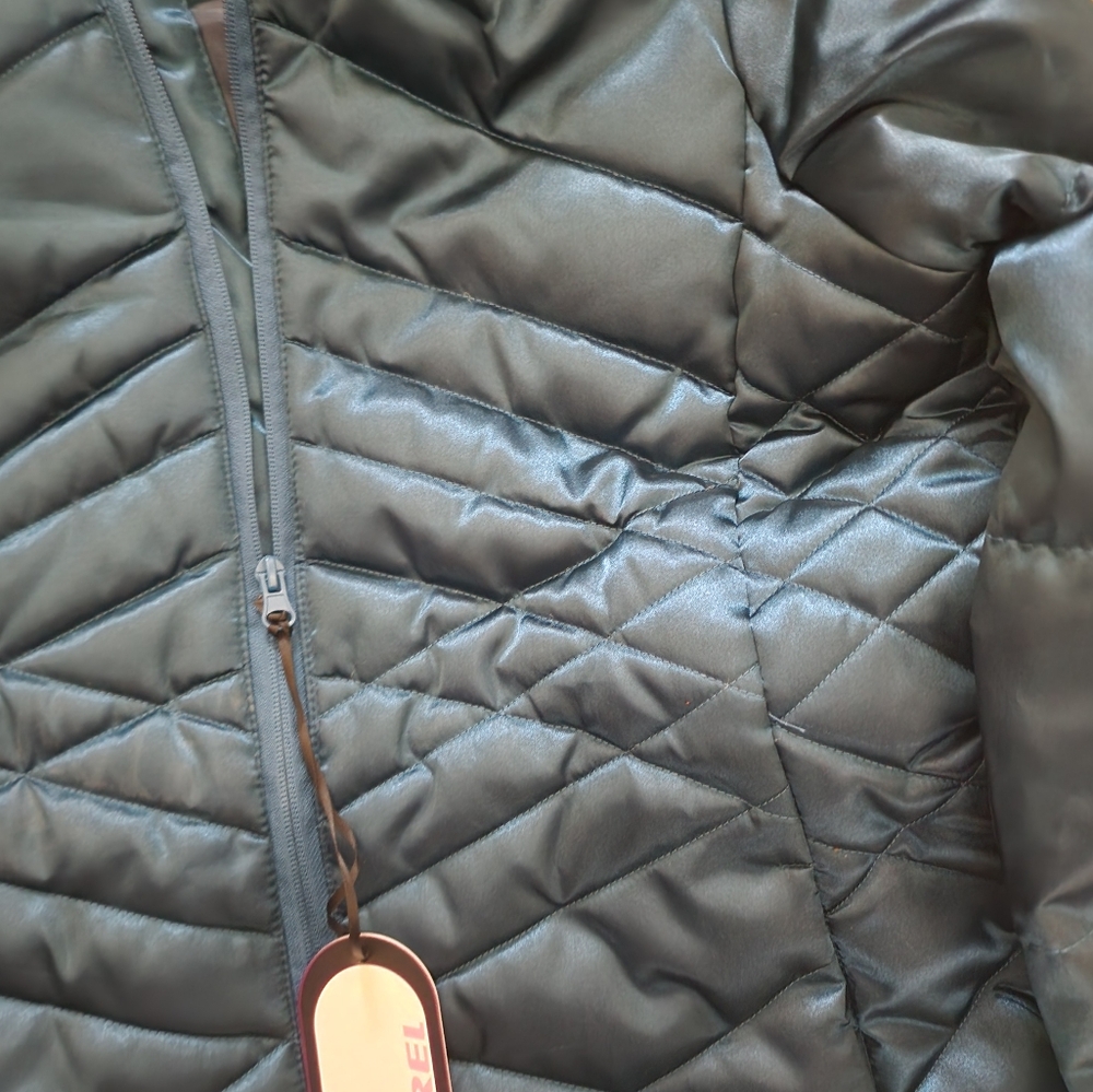 Puffy jacket - Picture 2 of 5